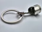Dugattyú - kulcstartó kulcs tartó