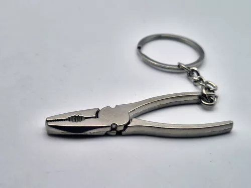 Kombinált fogó - szerszám kulcstartó kulcs tartó