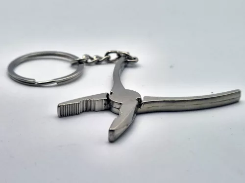 Kombinált fogó - szerszám kulcstartó kulcs tartó