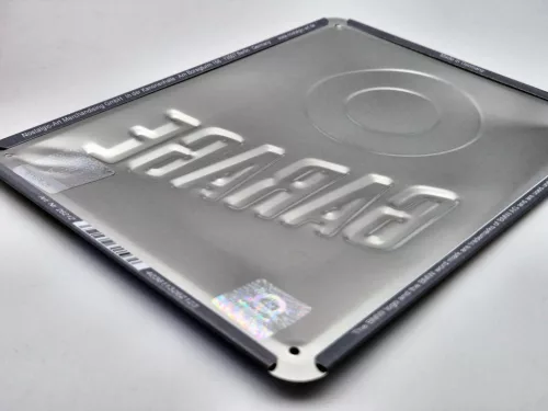 BMW Garage - fémplakát  fém tábla  (15x20cm)