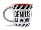 Warning - Genius at work - kerámia bögre