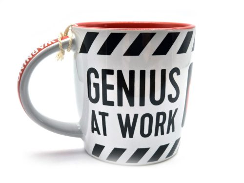 Warning - Genius at work - kerámia bögre