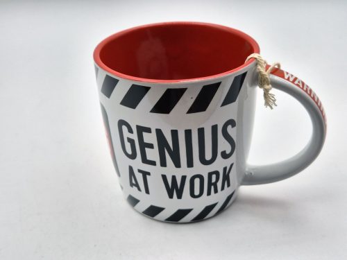 Warning - Genius at work - kerámia bögre