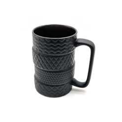 Autós gumi gumiabroncs bögre