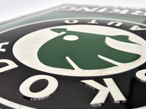 Skoda parking only - fémplakát  fém tábla (30x40cm)