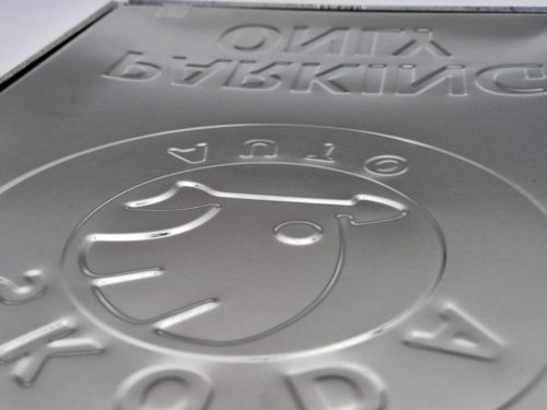 Skoda parking only - fémplakát  fém tábla (30x40cm)