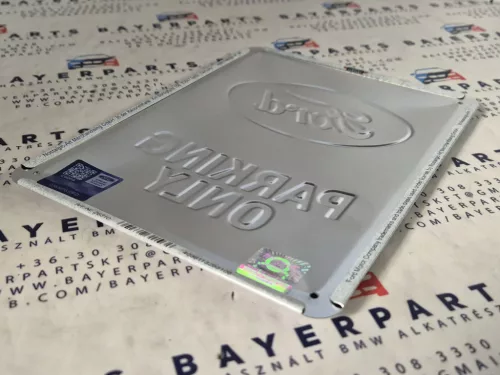 Ford Parking Only - fémplakát  fém tábla  (15x20cm)