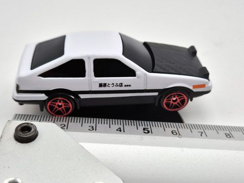 Toyota AE 86 AE86 forgó drift autó - 1:64