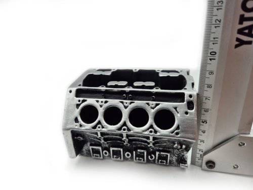 V8 motor motorblokk asztali tolltartó / névjegytartó dísz