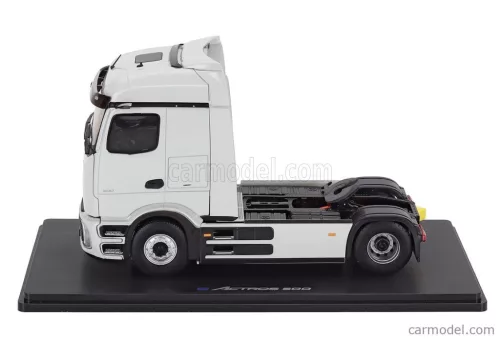 MERCEDES BENZ  E-ACTROS 600 TRACTOR TRUCK 2-ASSI 2025 - EXCLUSIVE CARMODEL  LIGHT GREY