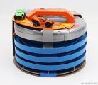 ACCESSORIES  DIORAMA - GO FAST GARAGE WITH 2X CARS INCLUDED  ORANGE