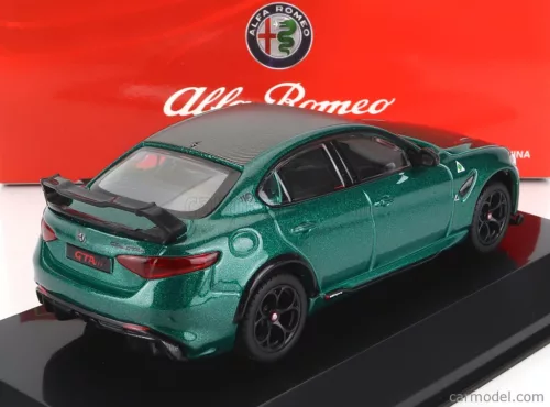 ALFA ROMEO  GIULIA GTAm 2020 - WITH HARD SHOWCASE - EXCLUSIVE CARMODEL  M O N T R E A L GREEN MET