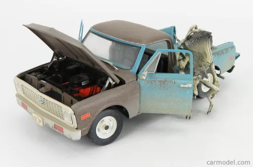 CHEVROLET  C-10 PICK-UP AND ALIEN FIGURE 1971 - INDEPENDENCE DAY