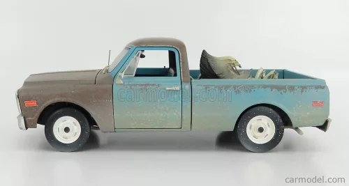 CHEVROLET  C-10 PICK-UP AND ALIEN FIGURE 1971 - INDEPENDENCE DAY