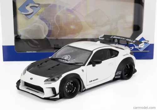 TOYOTA  GR86 LBWK BODY KIT COUPE 2024  WHITE PEARL BLACK
