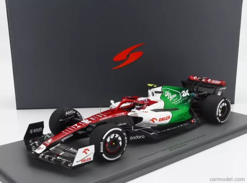 ALFA ROMEO  F1  C42 TEAM ORLEN RACING N 24 AZERBAIJAN GP 2022 GUANYU ZHOU - CON VETRINA - WITH SHOWCASE - SPECIAL BOX  WHITE RED MET GREEN