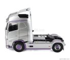 VOLVO  FH16 750 GLOBETROTTER XL TRACTOR TRUCK 2-ASSI 2021  SILVER PURPLE