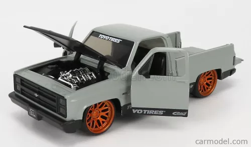 CHEVROLET  C-10 PICK-UP TOYO TIRES 1985