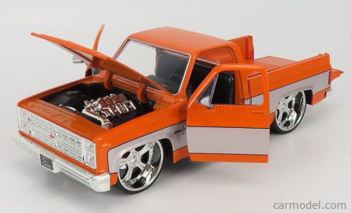 CHEVROLET  C-10 PICK-UP CUSTOM 1985