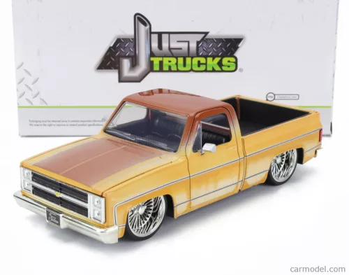 CHEVROLET  C-10 PICK-UP CUSTOM 1985  2 TONE CREAM BROWN