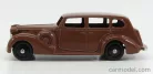 PACKARD  8 SEDAN 1939  BROWN