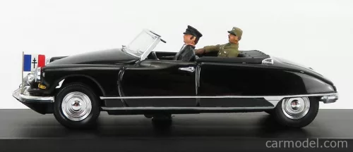 CITROEN  DS CABRIOLET WITH FIGURE GENERAL DE GAULLE 1959
