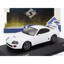 TOYOTA  SUPRA MKIV COUPE 2001  WHITE