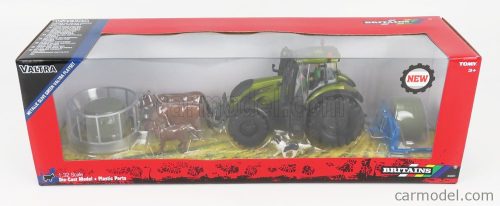 VALTRA  T254 TRACTOR WITH PLAYSET FLEMING BALE LIFTER 2019  GREEN