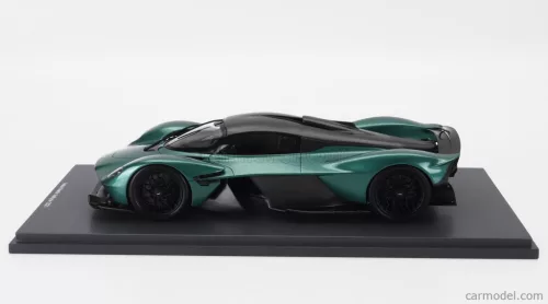 ASTON MARTIN  VALKYRIE 2021  GREEN
