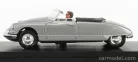 CITROEN  DS 19 CABRIOLET JUST MARRIED 1961 WITH FIGURES  GREY