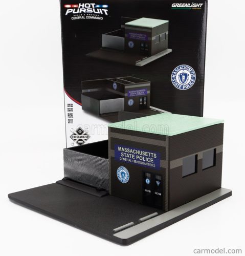 ACCESSORIES  SET OFFICINA GARAGE MECHANIC'S CORNER PURSUIT CENTRAL COMMAND MASSACHUSETTS HIGHWAY PATROL STATION  BROWN GREEN