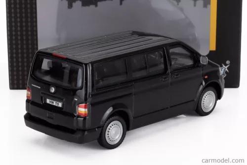 VOLKSWAGEN  T5 MINIBUS 2010  BLUE