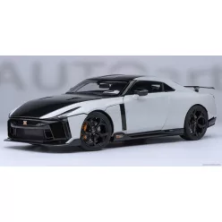 NISSAN  GT-R50 BY ITALDESIGN 2021  WHITE MET BLACK