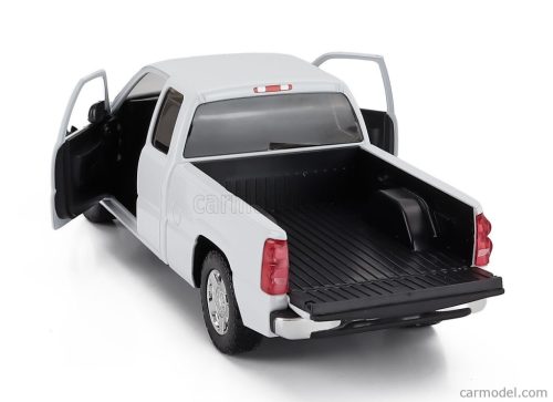 CHEVROLET  SILVERADO 1500 PICK-UP 2006  WHITE