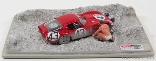 ALFA ROMEO  TZ2 N 43 24h LE MANS 1965 (WITH FIGURE) ZECCOLI - ROSINSKI