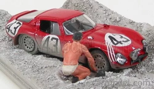 ALFA ROMEO  TZ2 N 43 24h LE MANS 1965 (WITH FIGURE) ZECCOLI - ROSINSKI