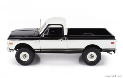 CHEVROLET  K-10 PICK-UP 4x4 1969  WHITE BLACK