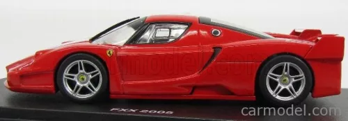 FERRARI  FXX 2005  RED WHITE