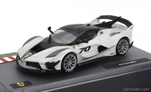 FERRARI  FXX-K EVO N 70 PRESS 2017  BIANCO ITALIA - WHITE PEARL MET