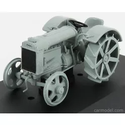 FORDSON  PUTILOVETS TRACTOR 1924 - DAMAGE BLISTER BOX  GREY