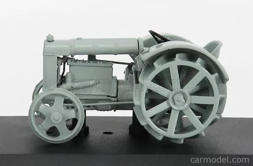 FORDSON  PUTILOVETS TRACTOR 1924 - DAMAGE BLISTER BOX  GREY