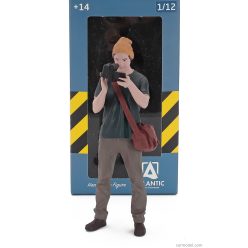 FIGURES  MAN - TARIK  VARIOUS