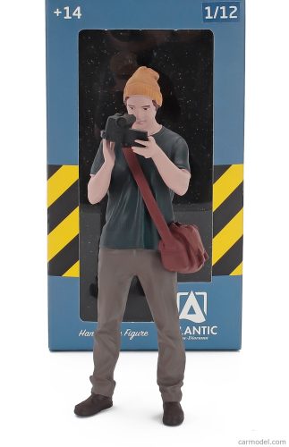 FIGURES  MAN - TARIK  VARIOUS