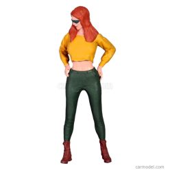 FIGURES  GIRL - CHANEL  VARIOUS