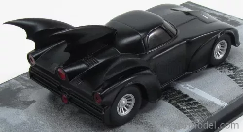 BATMAN  BATMOBILE - BATMAN 652  MATT BLACK