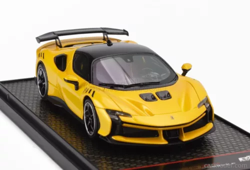 FERRARI  SF90 XX STRADALE 2024  GIALLO TRISTRATO - YELLOW MET BLACK