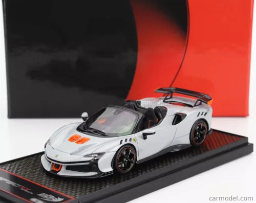 FERRARI  SF90 XX STRADALE SPIDER 2024  BIANCO ARTICO - WHITE MET ORANGE BLACK
