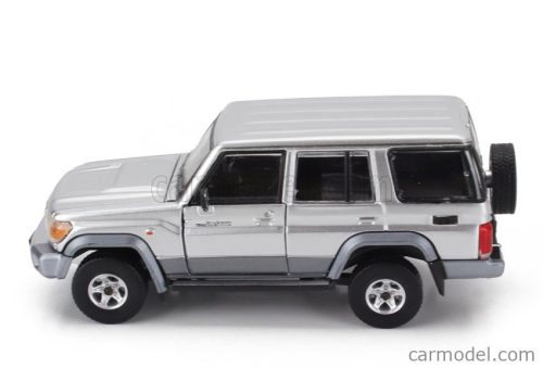 TOYOTA  LAND CRUISER LC76 RHD 2014  SILVER