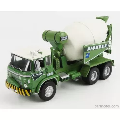   BARREIROS  CENTAURO TRUCK CEMENT MIXER BETONIERA 3-ASSI 1968  GREEN WHITE