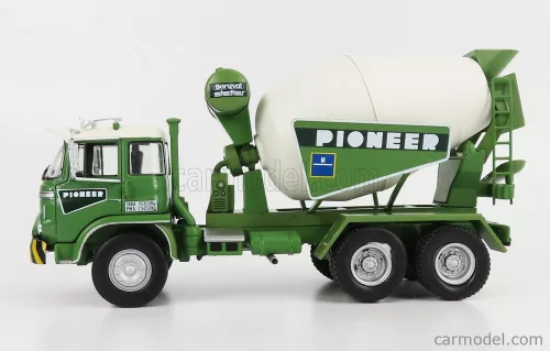 BARREIROS  CENTAURO TRUCK CEMENT MIXER BETONIERA 3-ASSI 1968  GREEN WHITE